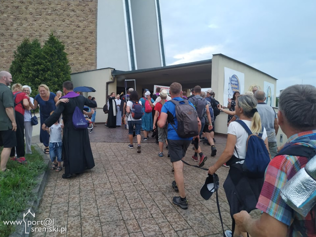 Pielgrzymi ze Szczecina w Śremie