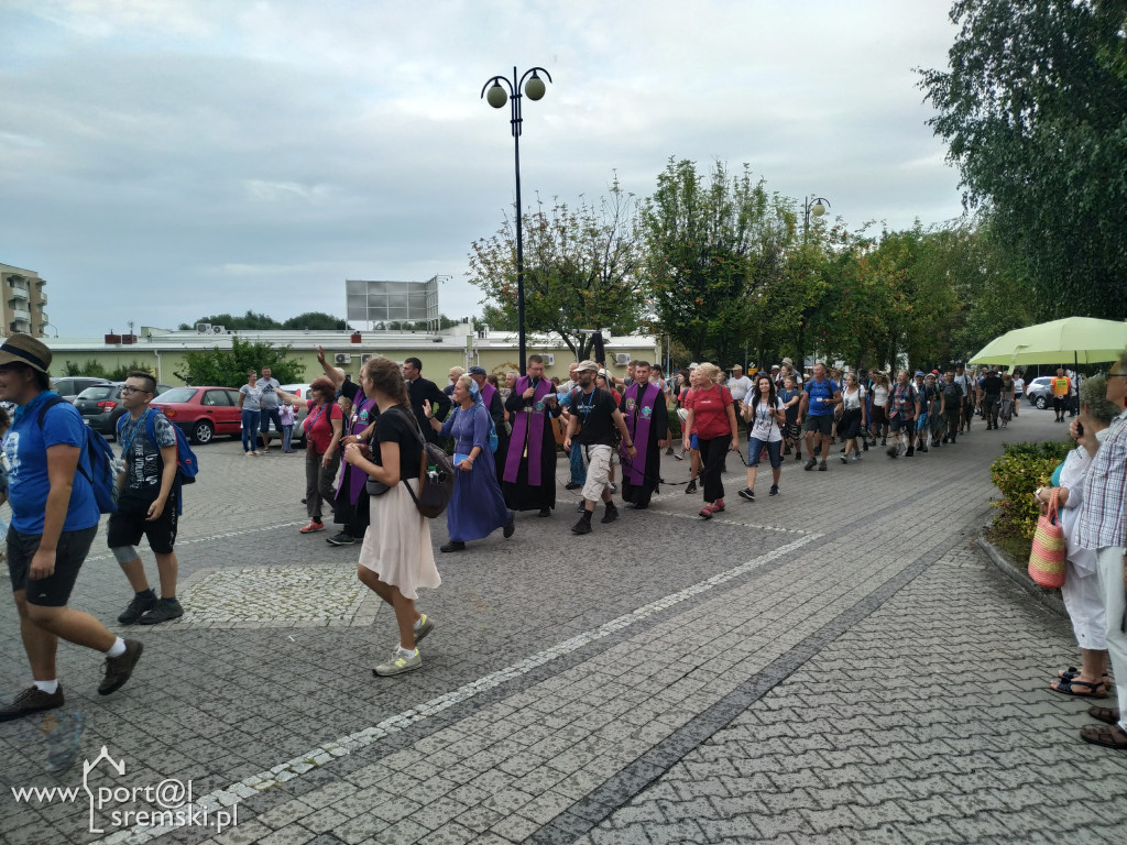 Pielgrzymi ze Szczecina w Śremie