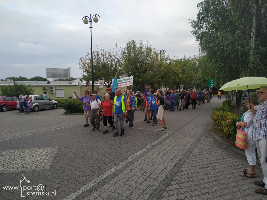 Pielgrzymi ze Szczecina w Śremie