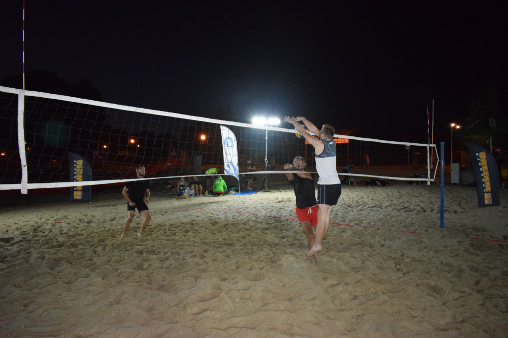 Na plaży przy jupiterach