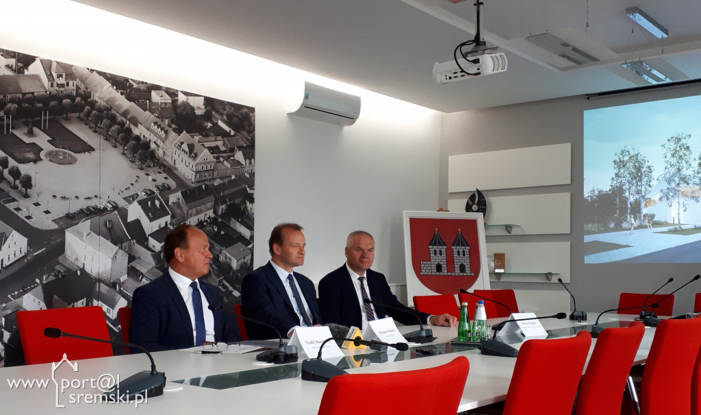 Nowa sala w Książu...