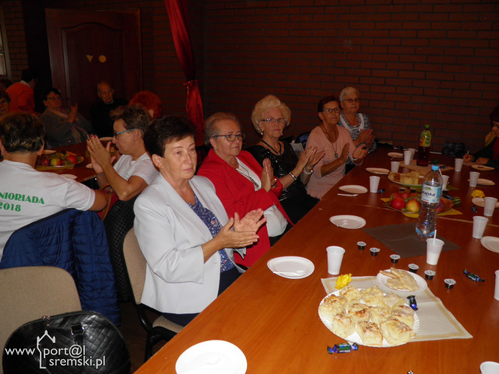 Seniorzy się bawią