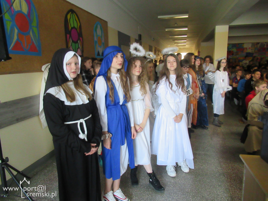 Holy Wins 2019