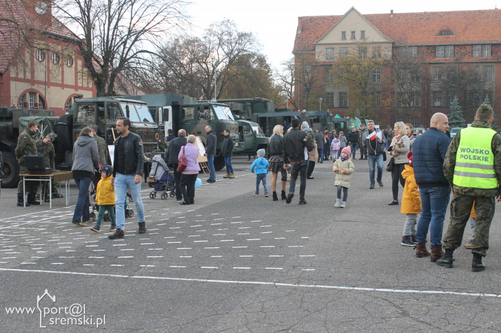 Służymy Niepodległej