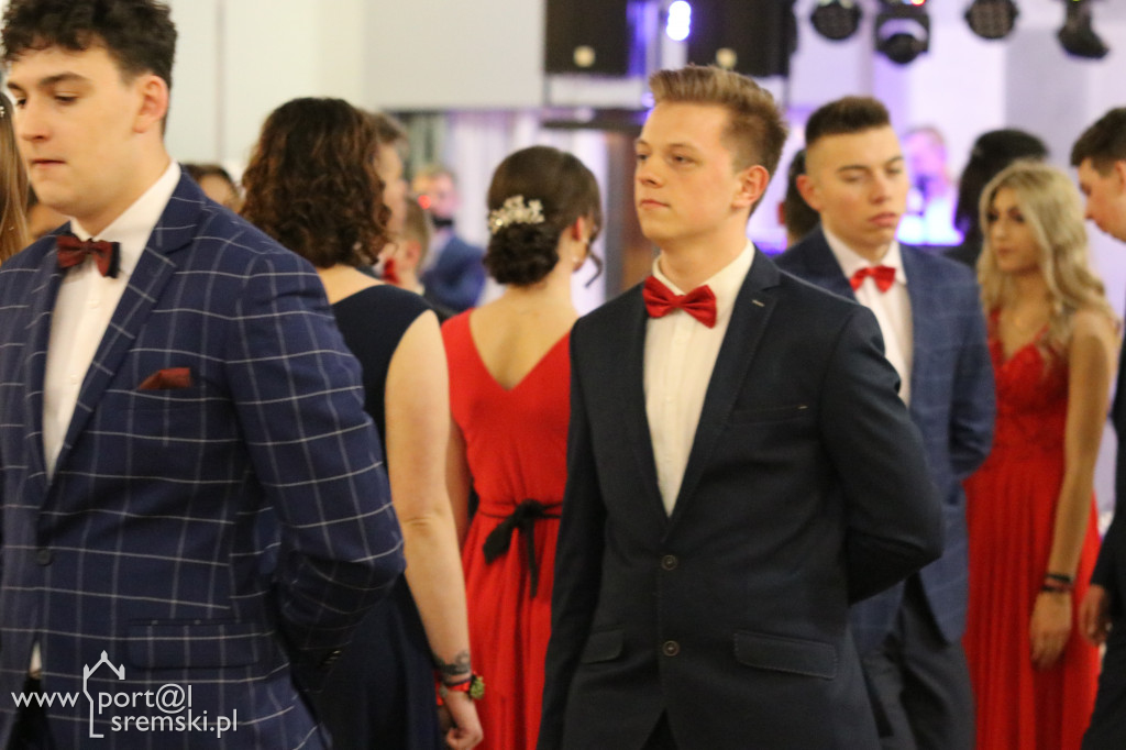Studniówka ZSR Grzybno 2020