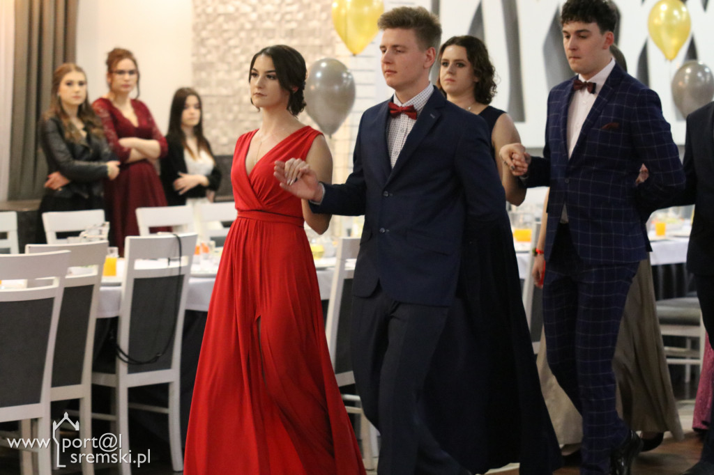 Studniówka ZSR Grzybno 2020