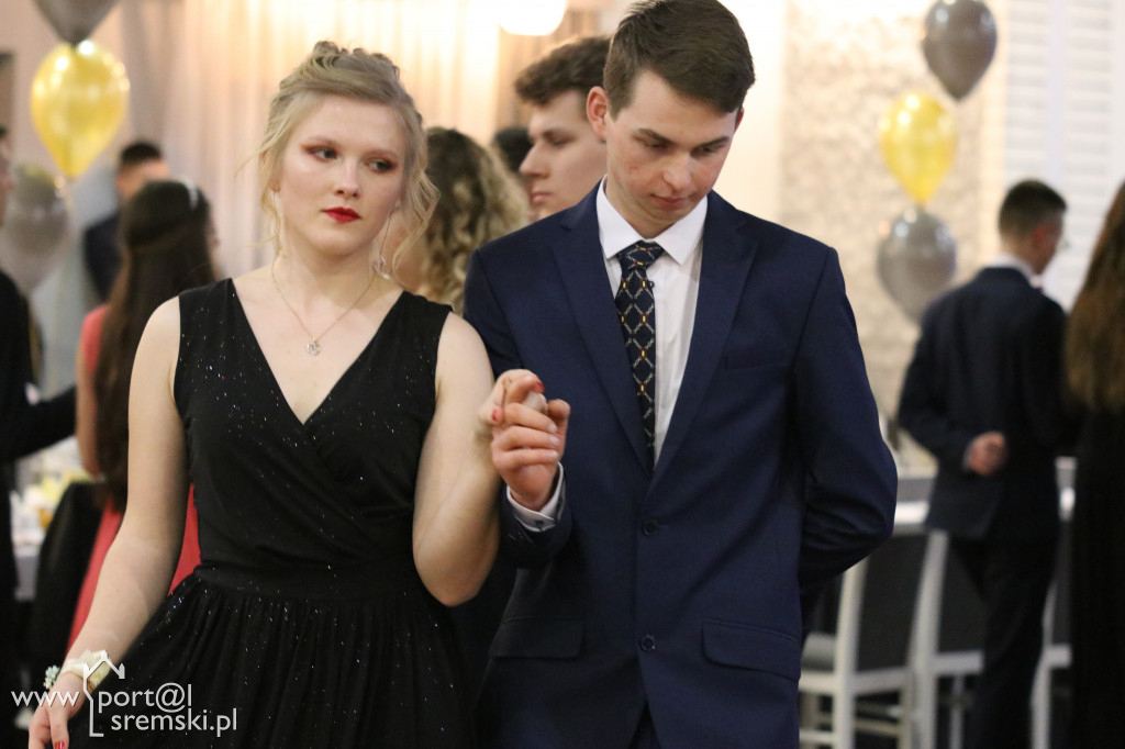 Studniówka ZSR Grzybno 2020