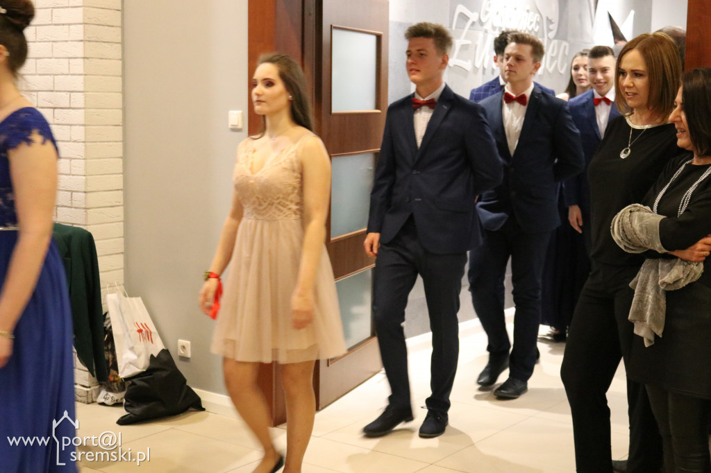 Studniówka ZSR Grzybno 2020