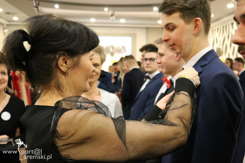 Studniówka ZSR Grzybno 2020