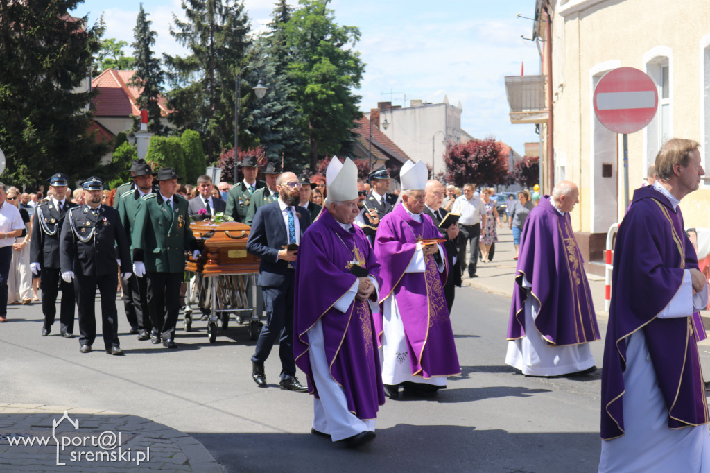 Mieszkańcy Książa pożegnali  kapłana