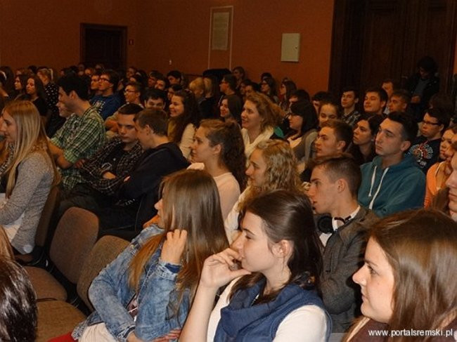 Debata z kandydatami na burmistrza