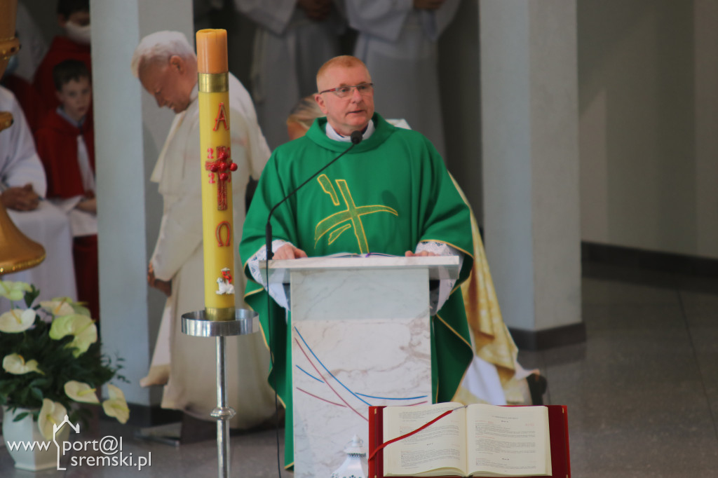Ks. Mariusz Matecki