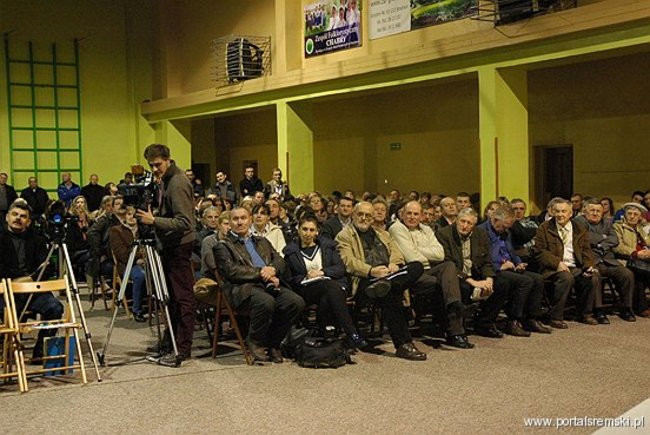 Rodzice walczą o szkołę