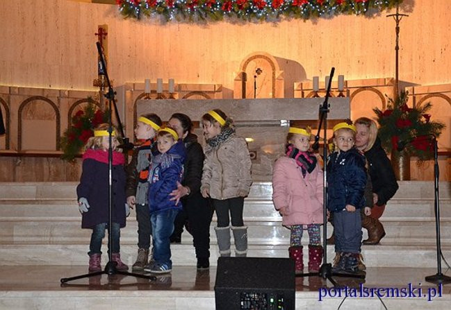 Kolędowali w kościele