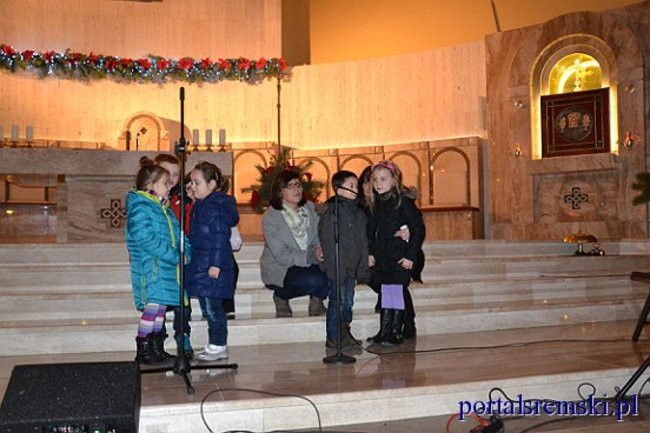 Kolędowali w kościele