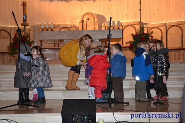 Kolędowali w kościele