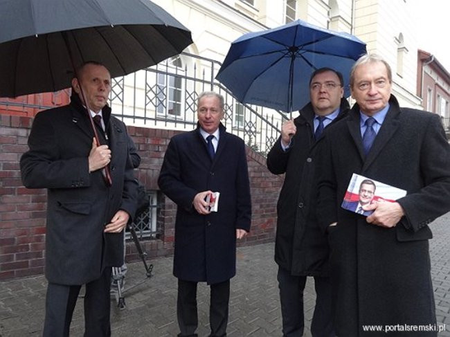 Bronkobus tak. Komorowskiego nie było