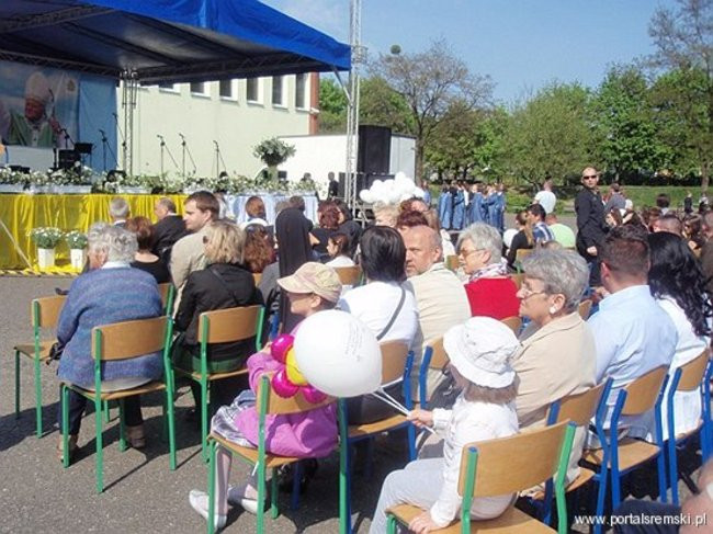 Wspominamy Jana Pawła II