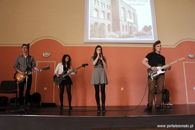 LO i Gimnazjum otwarte