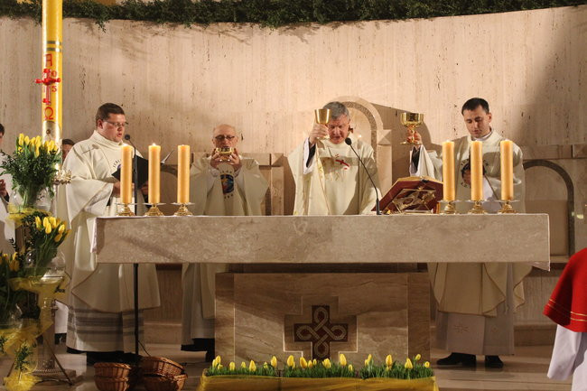 Jezus Zmartwychwstał