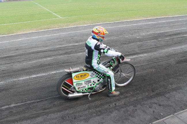 Amatorzy błyszczeli