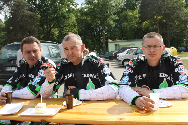 Amatorzy błyszczeli