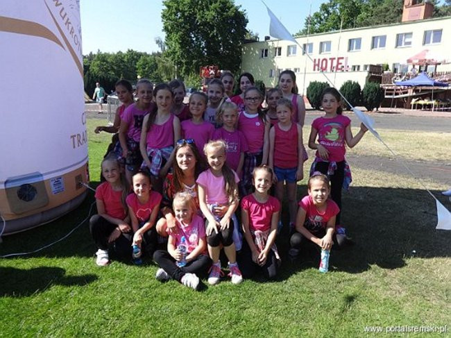 Radość śpiewu i tańca