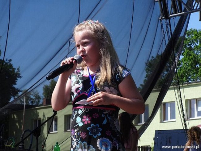 Radość śpiewu i tańca