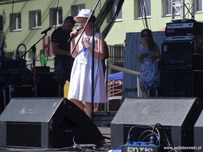 Radość śpiewu i tańca