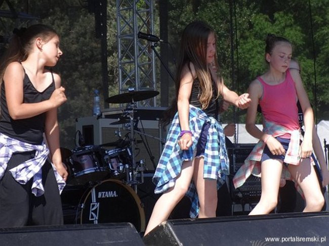 Radość śpiewu i tańca