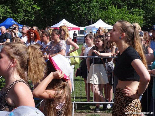 Radość śpiewu i tańca