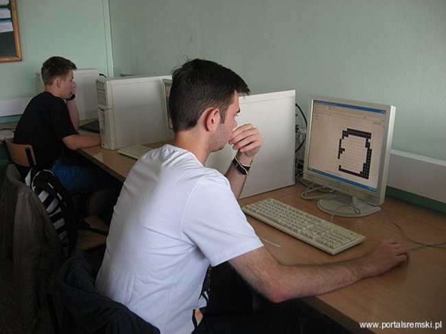 Bitwa na obrazki logiczne