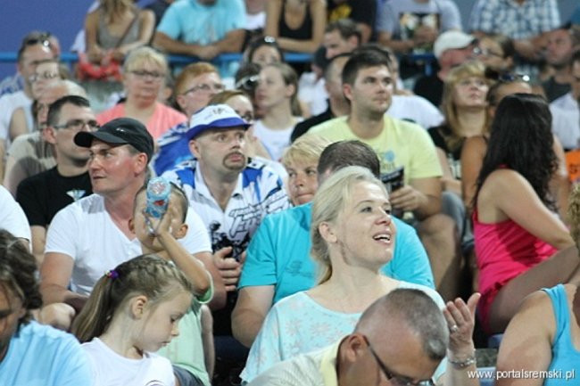 Zacięty mecz z Falubazem