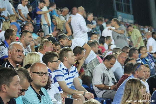 Zacięty mecz z Falubazem