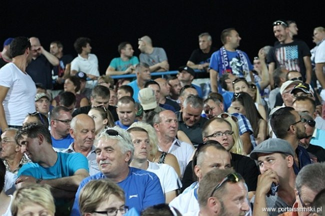 Zacięty mecz z Falubazem