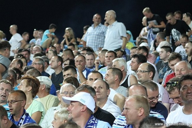 Zacięty mecz z Falubazem