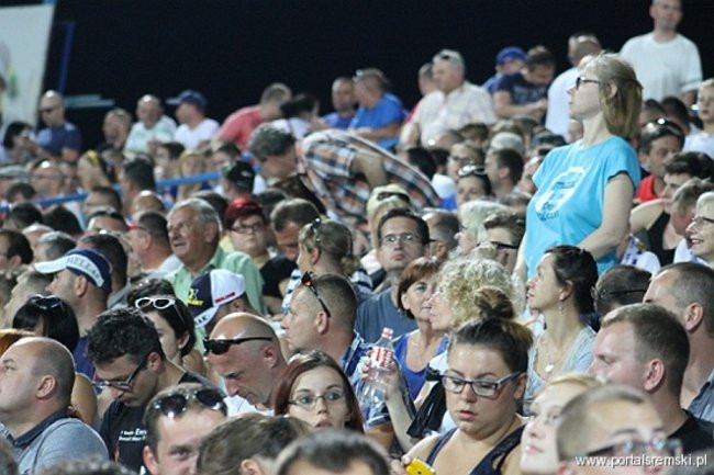 Zacięty mecz z Falubazem