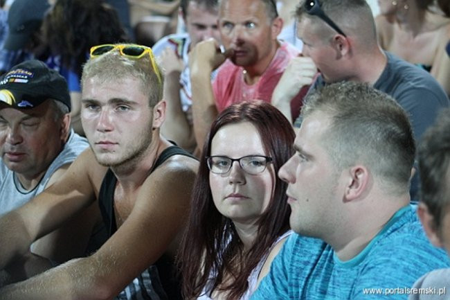 Zacięty mecz z Falubazem