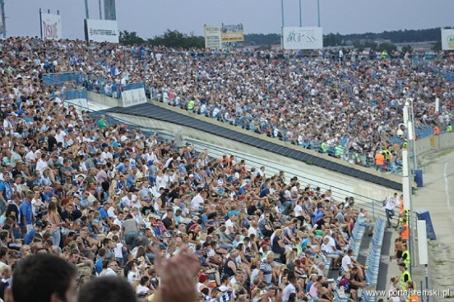 Zacięty mecz z Falubazem