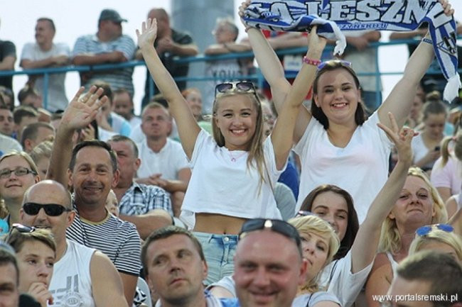 Zacięty mecz z Falubazem