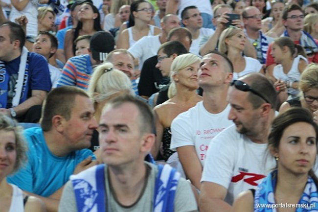 Zacięty mecz z Falubazem