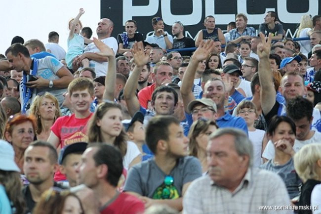 Zacięty mecz z Falubazem