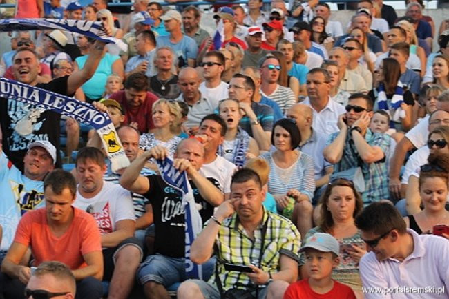 Zacięty mecz z Falubazem