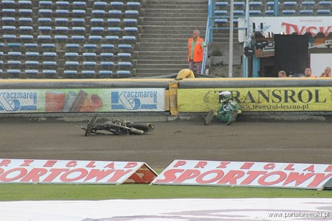 Zacięty mecz z Falubazem