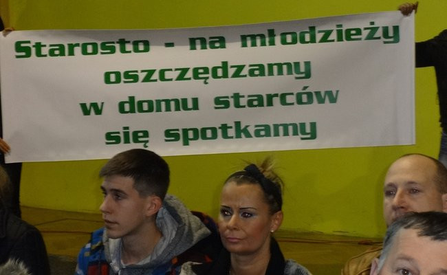 Zostawcie szkołę w spokoju