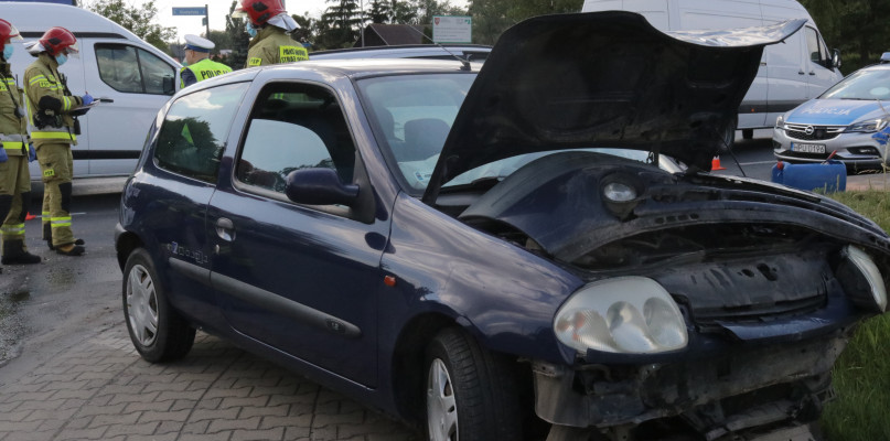 Śrem. Zderzenie dwóch aut na ulicy Gostyńskiej. Klasyczny przypadek...