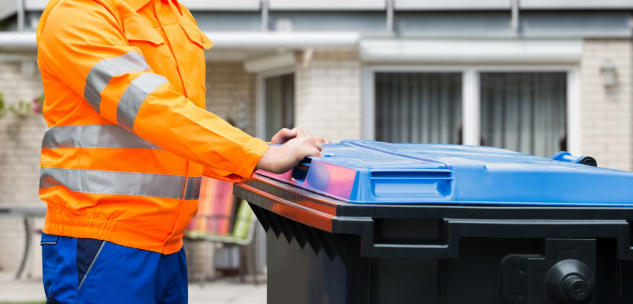 Tak teraz będą odbierać śmieci na terenie gminy. Jest nowy harmonogram