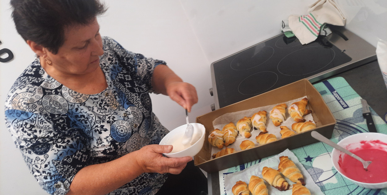 Flagi, rozetki i rogale, czyli patriotyczne spotkanie członkiń KRR