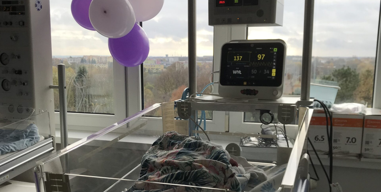 Szpital w Śremie zakupił nowoczesne sprzęty na oddział noworodkowy