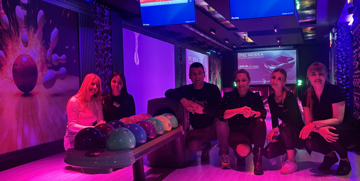Bowling w Tropicanie jest już dostępny! Kolorowe tory czekają na graczy